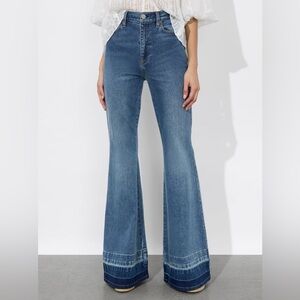 Alice + Olivia SB bell Jean Blue medium dark wash Flare Jeans